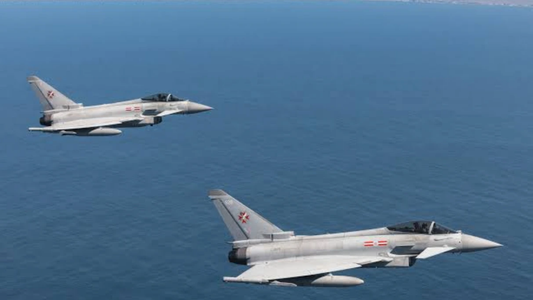 Avión de combate Typhoon de la Real Fuerza Aérea británica