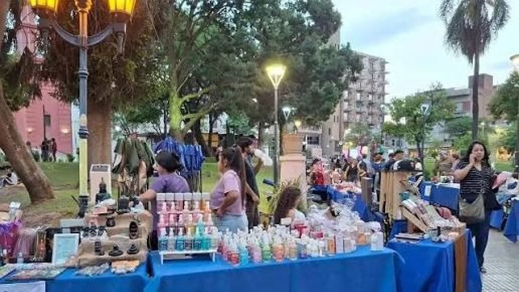 Feria de la Plaza 25 de Mayo en Catamarca