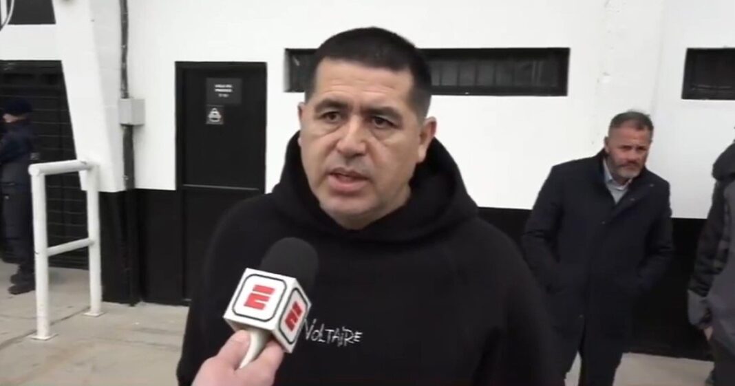 Juan Román Riquelme, presidente de Boca Juniors, en conferencia de prensa