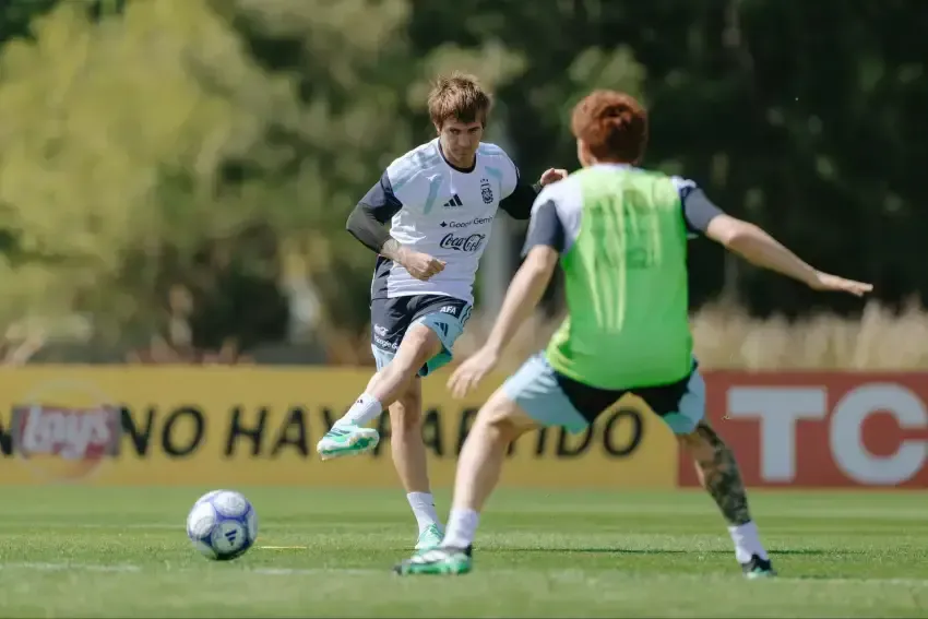 Lionel Scaloni durante una práctica de la Selección Argentina