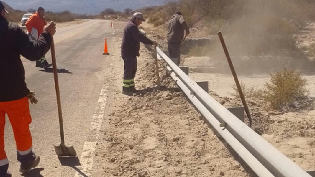 Trabajos de mantenimiento en la Ruta Nacional 40