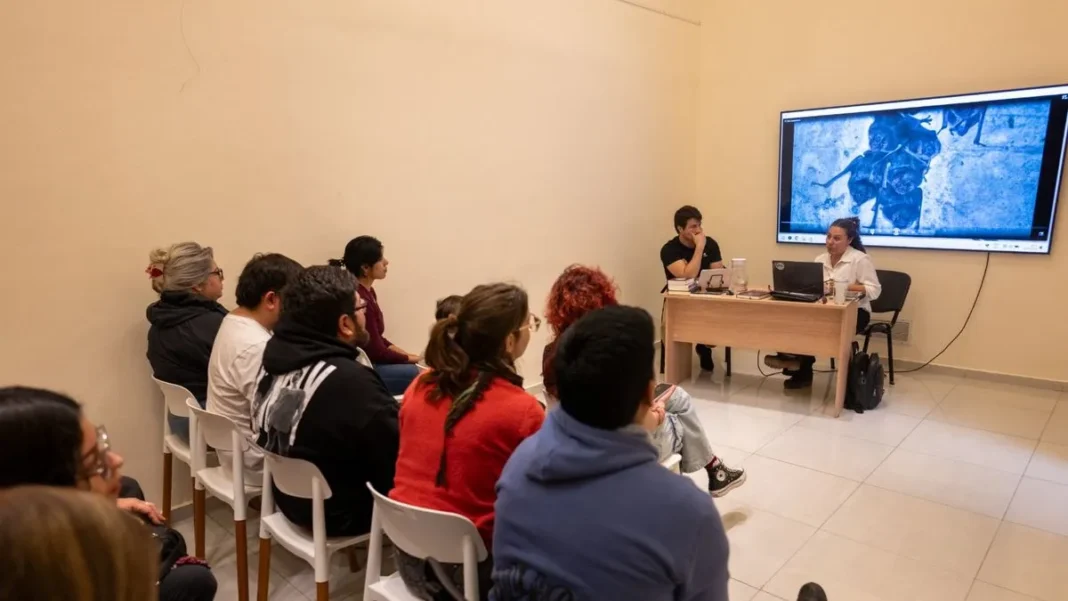Ciclo Ciencia y Literatura en el CATA
