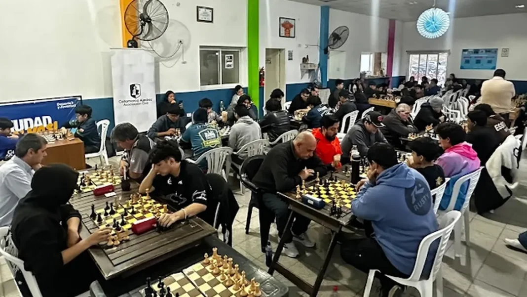 Participantes de la Copa Municipal de ajedrez en Catamarca