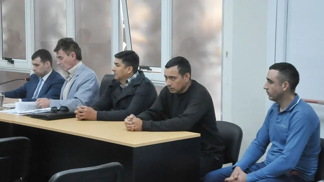 Rolando Crook, defensor de los expolicías condenados, durante una entrevista