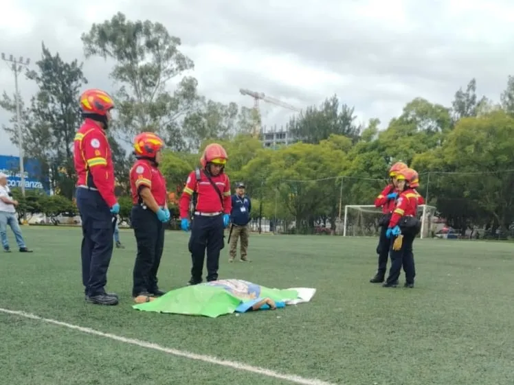 Cancha de fútbol Campo Marte en Ciudad de Guatemala, escenario del asesinato del exfiscal Juan Francisco Solórzano Foppa
