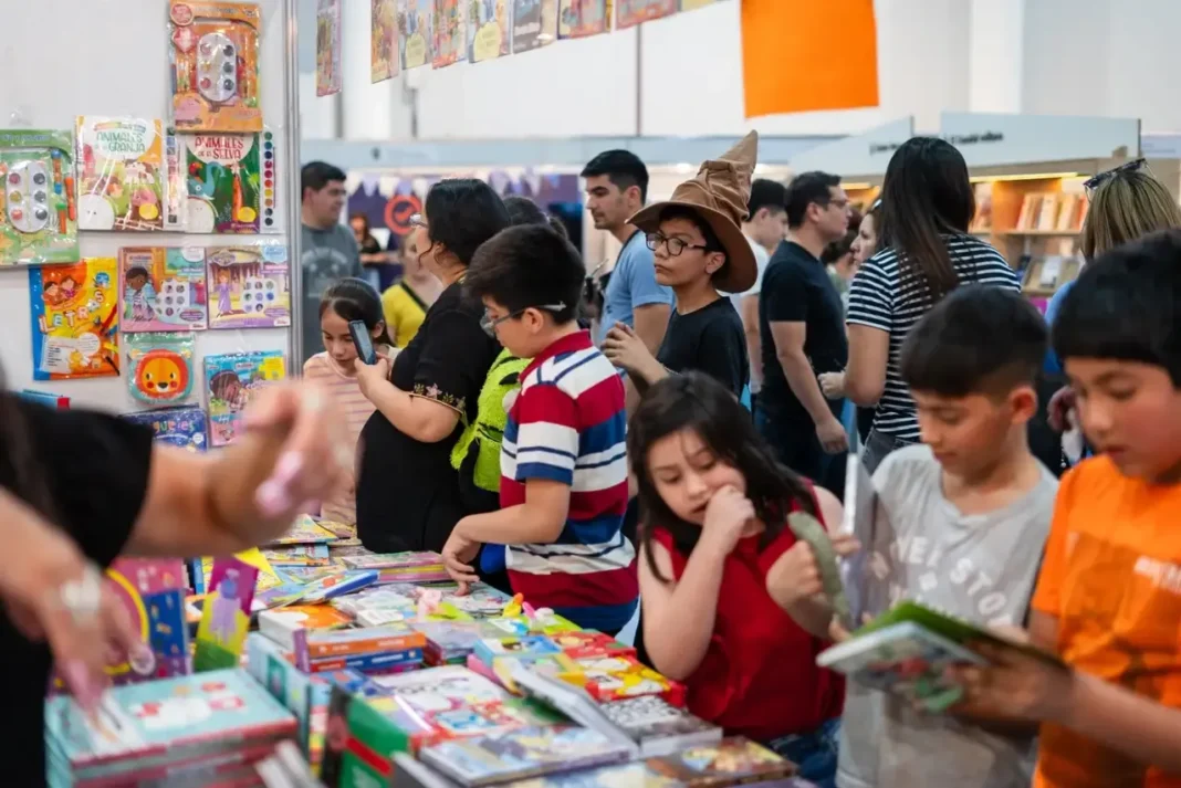 Predio Ferial Catamarca durante la Feria Provincial del Libro