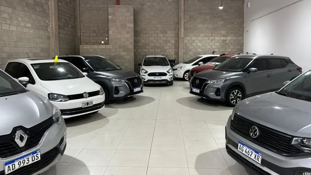 Feria de usados de Jalil Automotores en Catamarca con vehículos y opciones de financiación