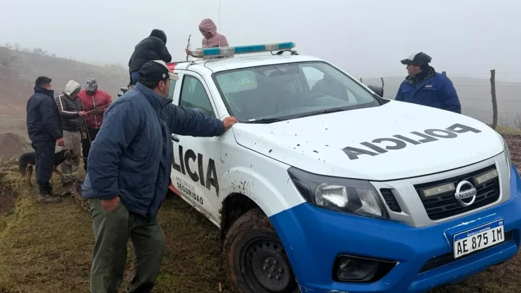 Vista del cerro Pirco Tapado en Ambato, zona del operativo de rescate