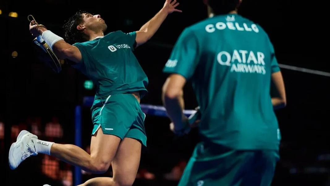 Agustín Tapia y Arturo Coello celebran su clasificación a la final del Premier Padel Major de Kuwait