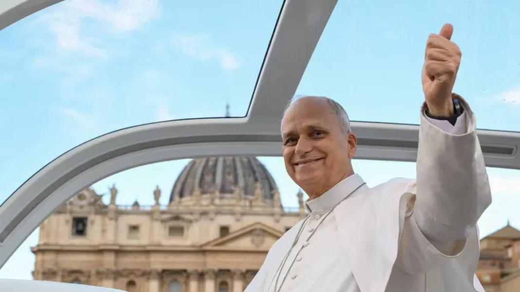 Sesión del Consejo Superior de la Universidad de Buenos Aires donde se aprobó el Doctor Honoris Causa al papa León XIV