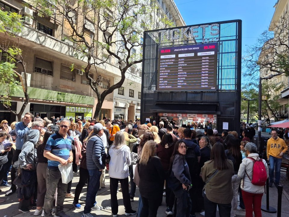 Vení al teatro